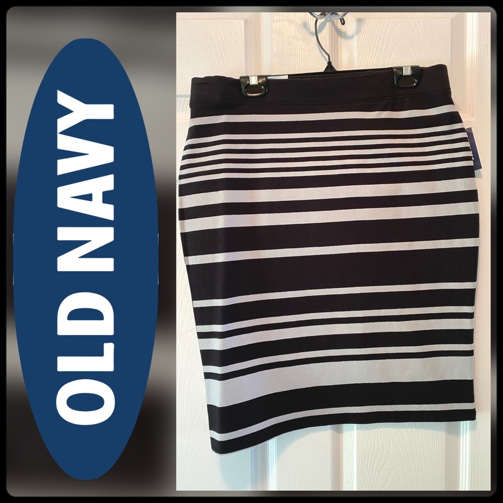 Old Navy Pencil Skirt